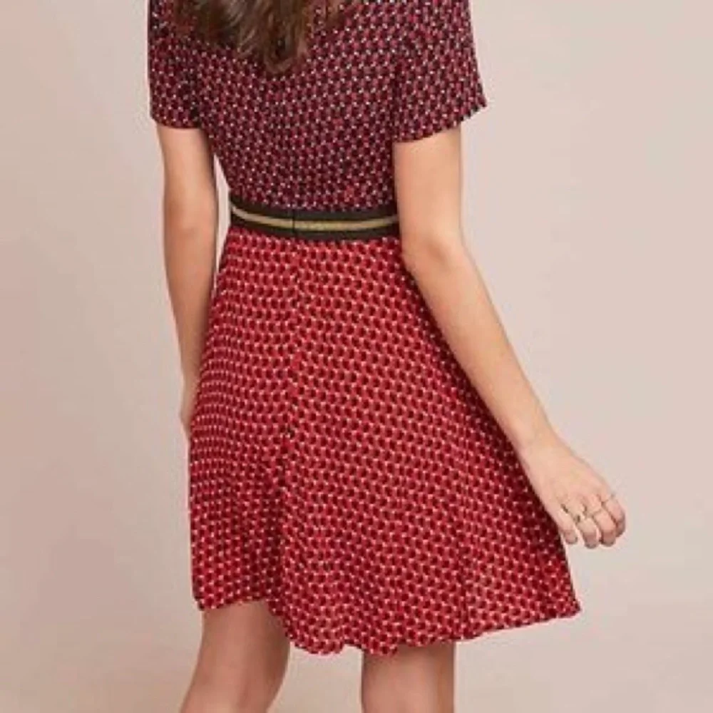 Amici Colorblock Dress Red Bunny Swan 6 NWT Short Sleeve Print